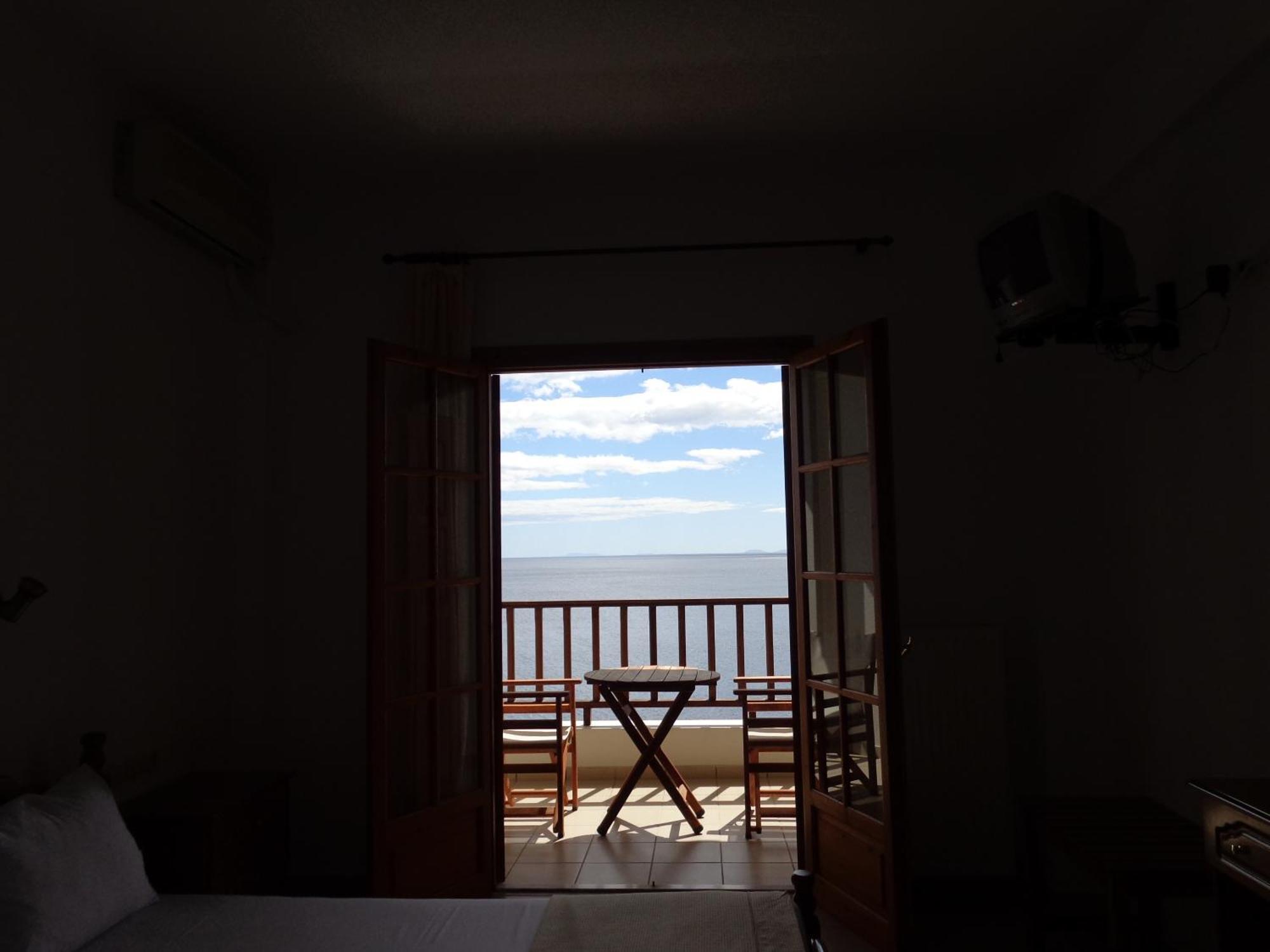 Hotel Faros Milopotamos  Zewnętrze zdjęcie